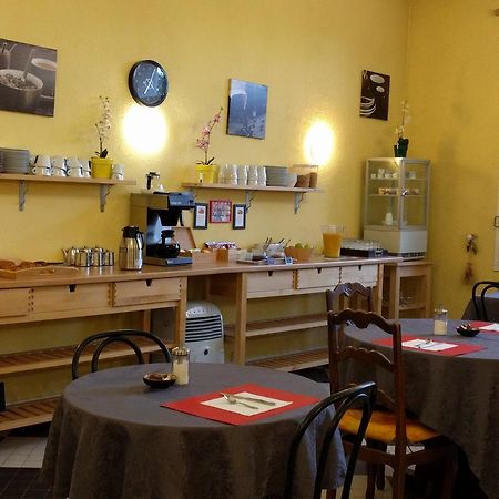 Hotel Logis La Cremaillere Montélimar Zewnętrze zdjęcie